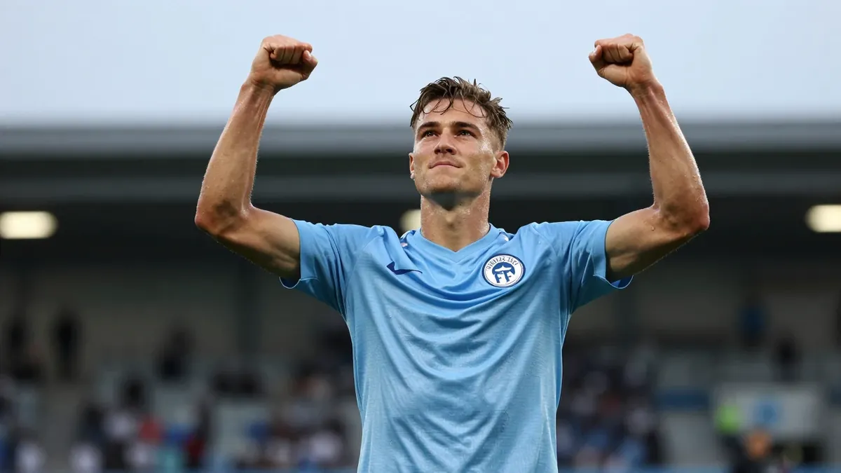 Malmö FF besegrade division 2-laget Lindö FF med 5-1 i Svenska cupen efter att ha släppt in en kvittering i andra halvlek
