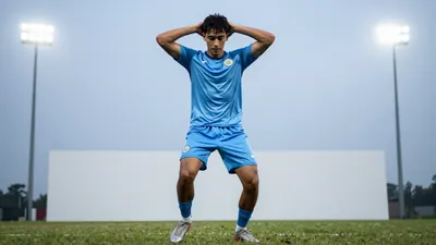 Den 16-årige mittfältaren från Anderslöv fick chansen i en 3-0-seger mot FC Nordsjälland och beskrev det som en "liten...
